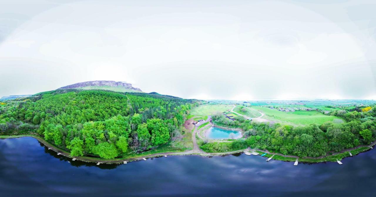Villa Waterfall Caves Turn-Around-Houses à Limavady Extérieur photo