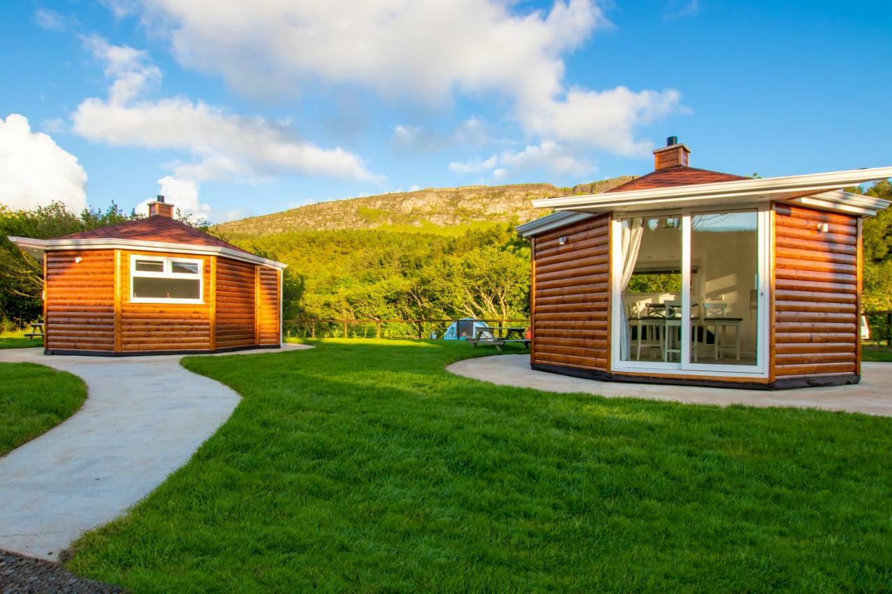 Villa Waterfall Caves Turn-Around-Houses à Limavady Extérieur photo
